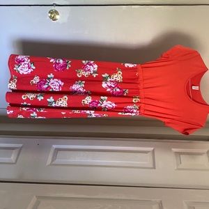 flowery dress size L soft fabric